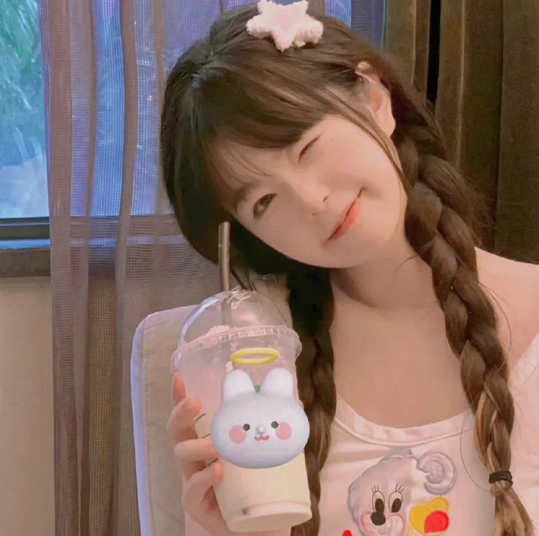 飞女黛丝
